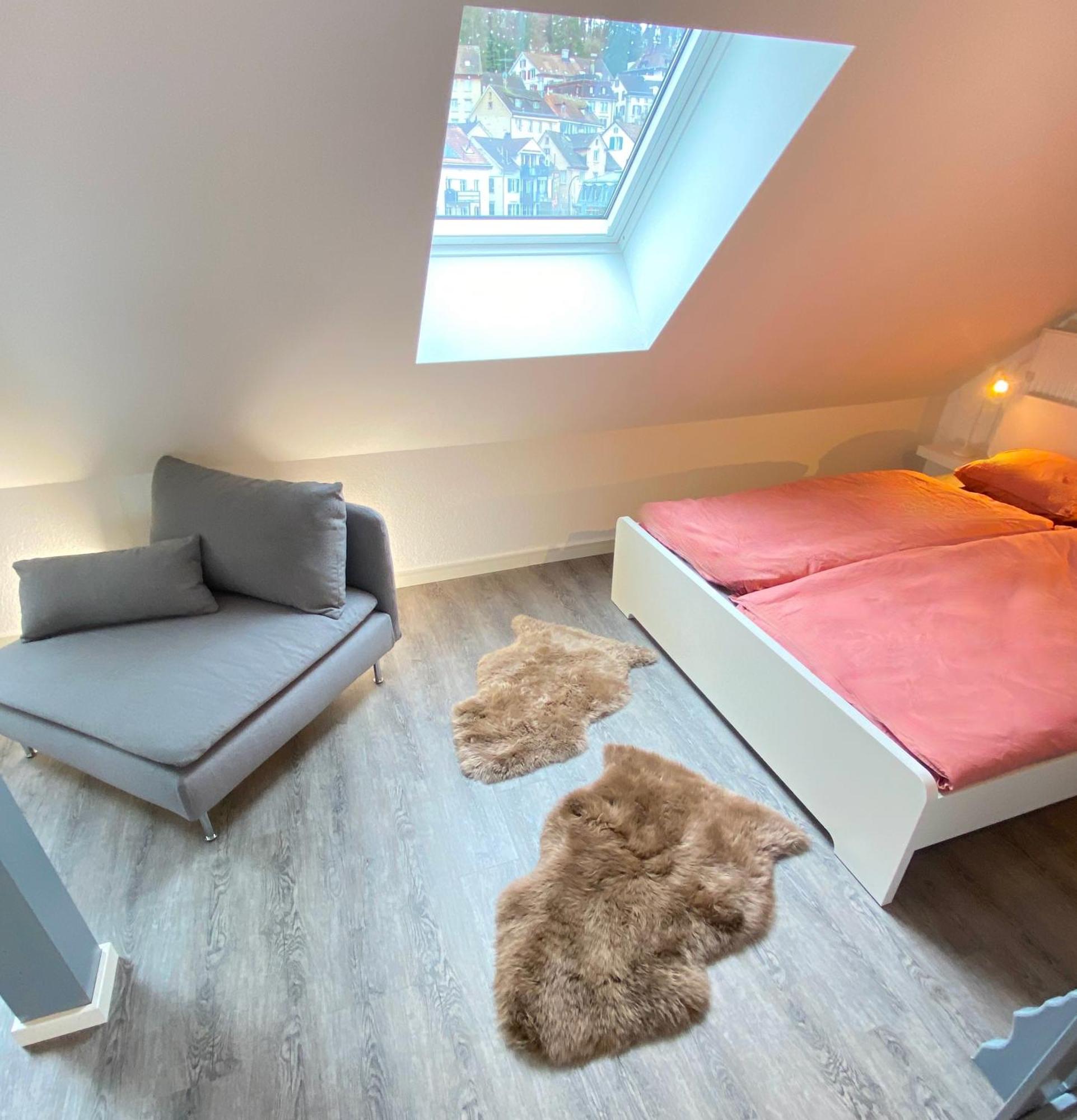 Ruhige, Neue Dachwohnung An Altstadt, Naehe Messe St. Gallen Exterior foto